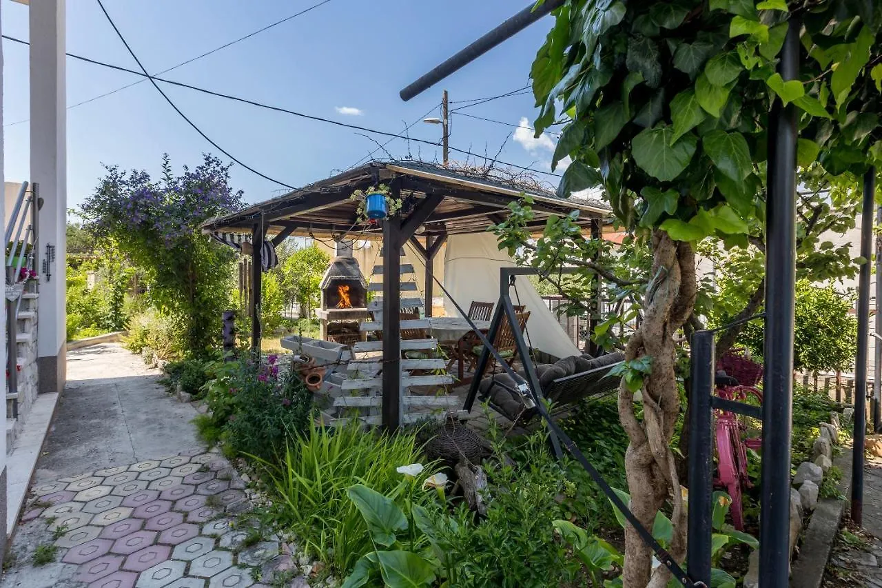 Apartment More Kastela Croatia
