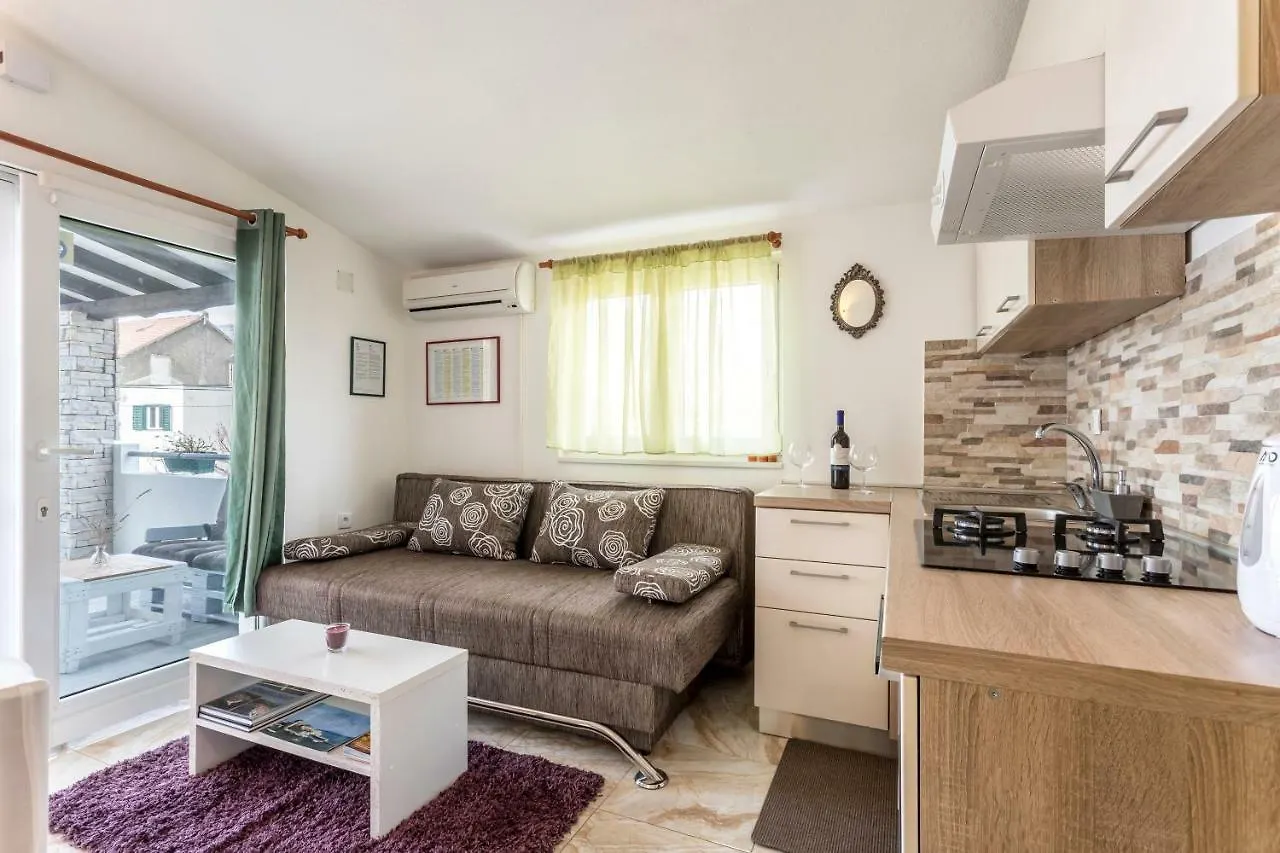 Apartment More Kastela