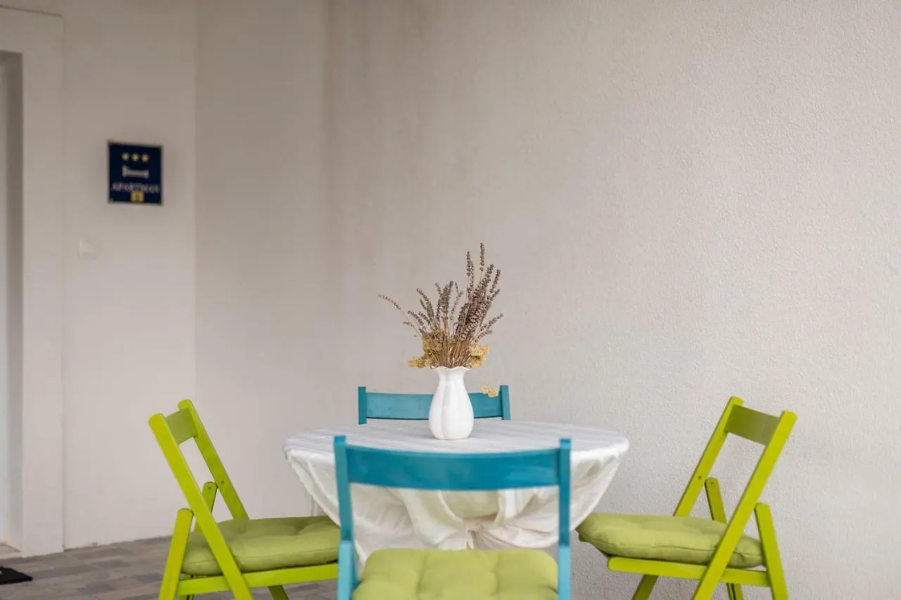 Apartment More Kastela Croatia