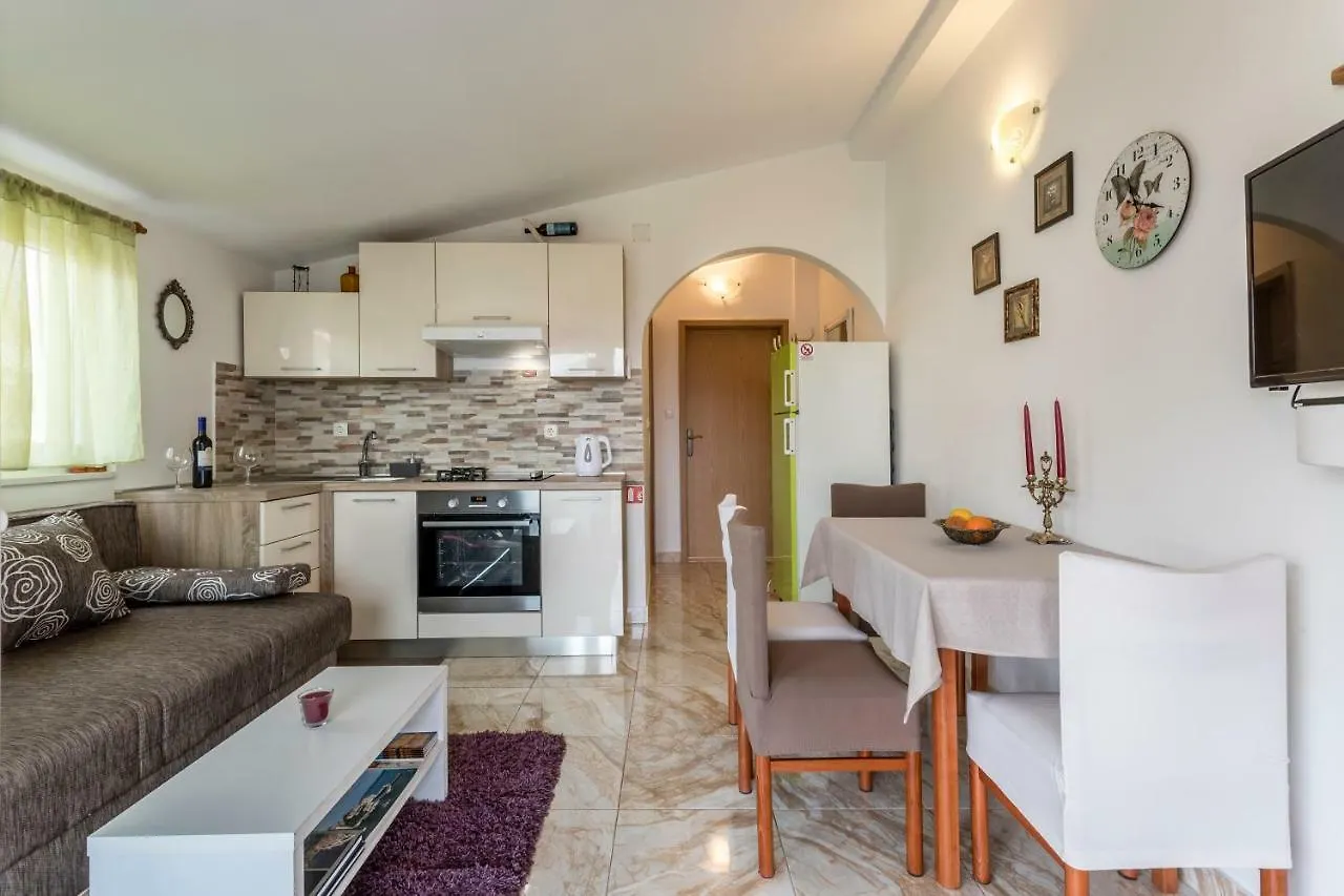 Apartment More Kastela